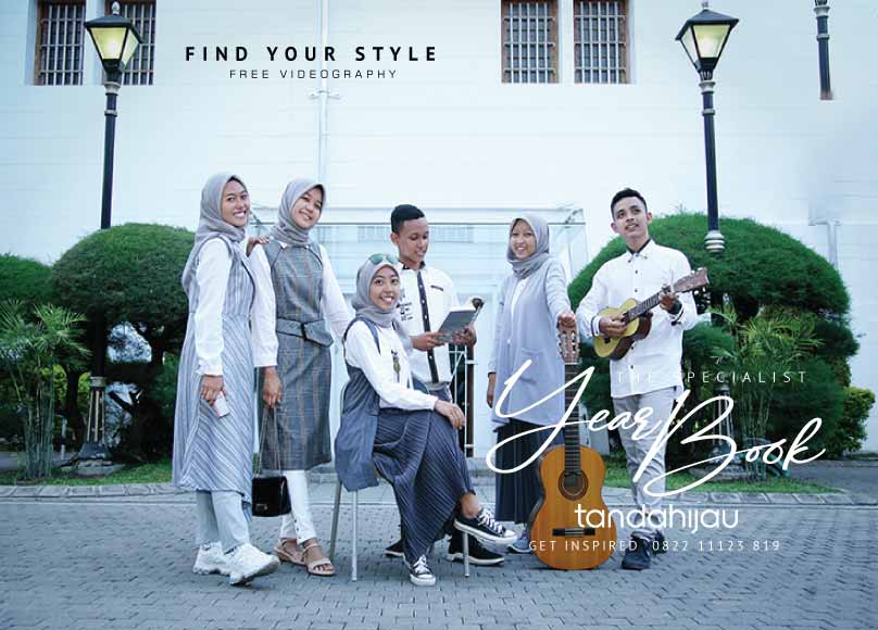 Buku Tahunan Tema Musisi Jalanan
