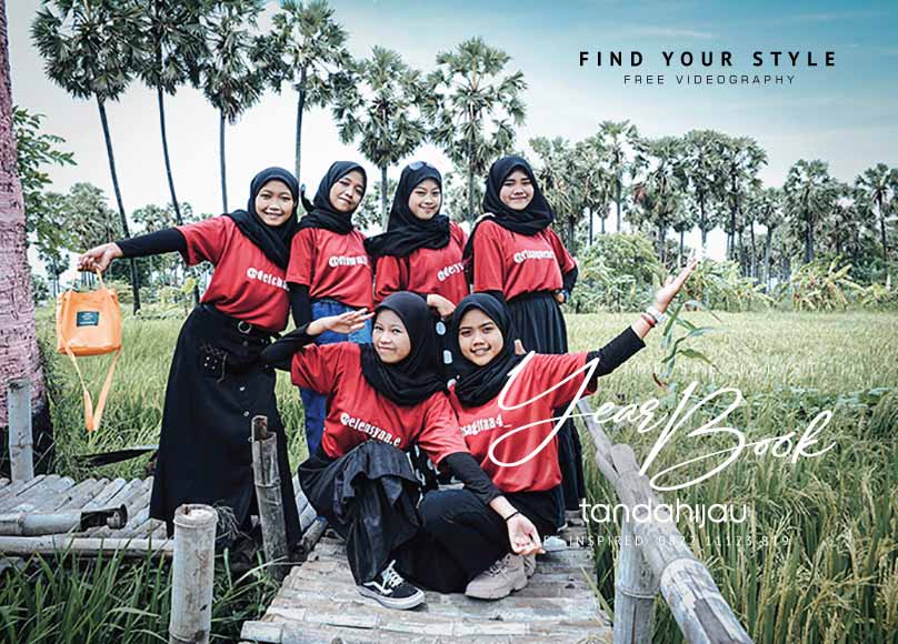 Buku Tahunan Tema Sawah
